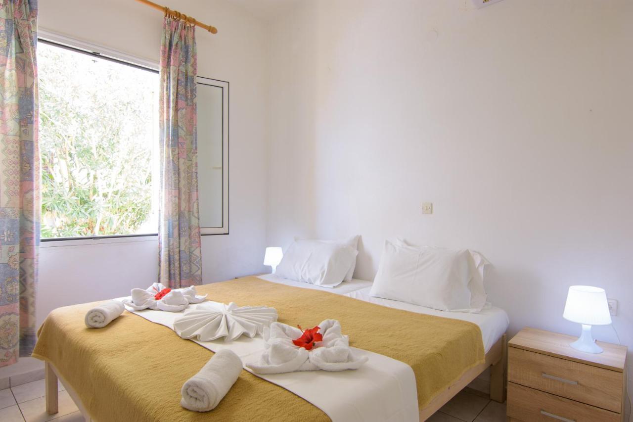 Hiona Seaside Apartman Elúnda Kültér fotó